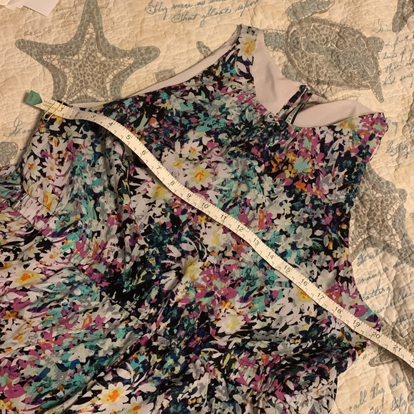 Size Large, Plenty by Tracy Reese Black and multicolored floral Jumpsuit. - Picture 8 of 13